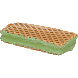 Sandwich de helado verde con galleta crujiente, snack para perro con sabor a pollo. 2